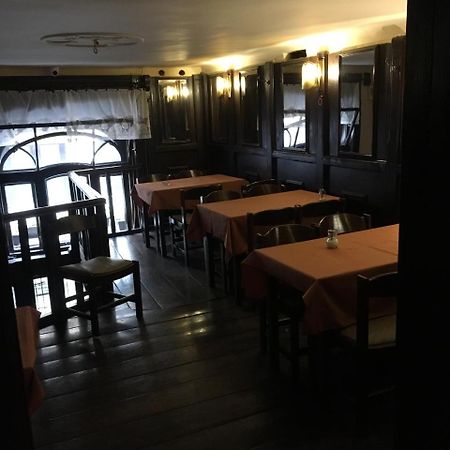 Guest House Prenoćište Piccolina Sombor Extérieur photo